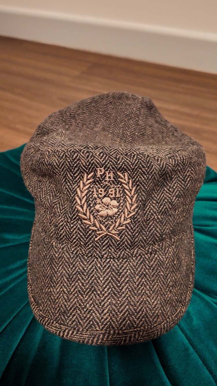 Vintage 1998 Planet Hollywood Herringbone Newsboy Cap – Brown Tweed / Wool Blend